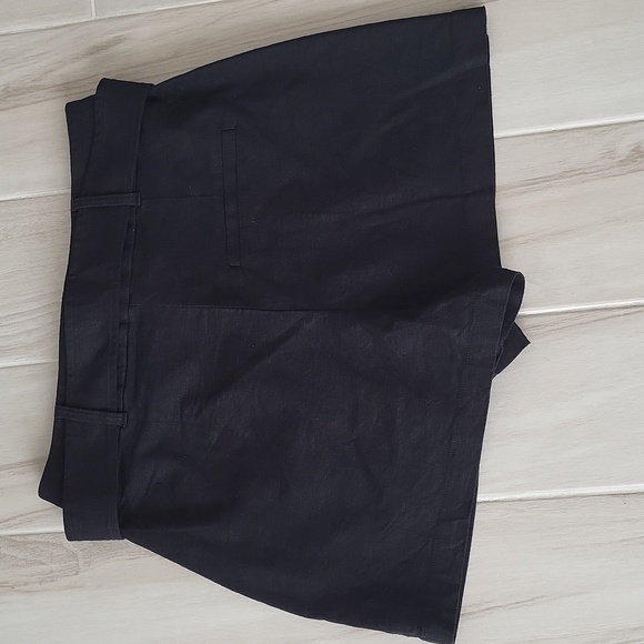 Express Women's Black Linen Shorts with Belt Size 8 - Picture 4 of 7